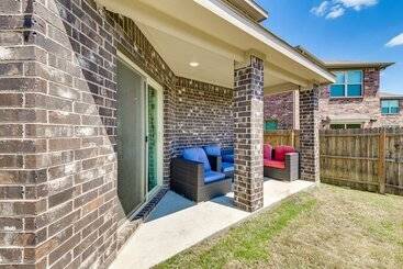 Texas Retreat W/ Patio Near Kayaking & Golfing!