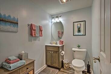 קוטג'' The Overlook Home: Water Views, Hiking & Boating