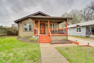 Tulsa Vacation Home ~ 3 Mi To Downtown