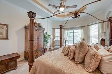 Upscale Marco Island Home W/ Pool, 1 Mi To Beach
