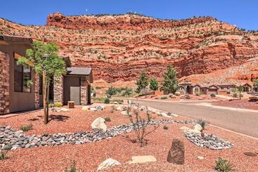 Kanabin  Near Zion Np: Luxe Home W/ Fire Pit!