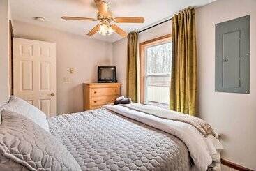 Albrightsville Cabin W/ Fire Pit: Swim, Hike & Ski