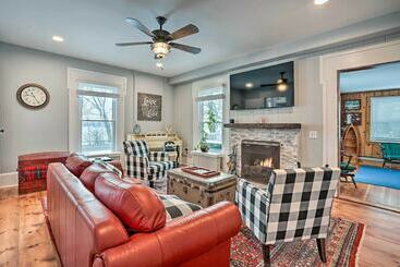 별장 Auburn Home + Fire Pit, Steps To Owasco Lake!