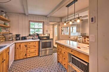 Charming Pine Point Cottage   2 Blocks To Ocean!