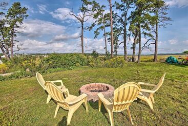 Charming Pine Point Cottage   2 Blocks To Ocean!