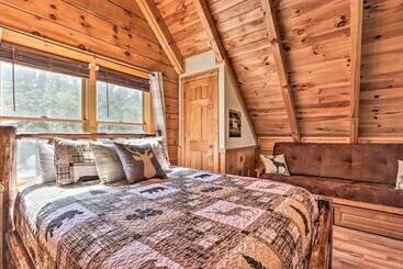 Cozy Cabin W/ Hot Tub In The Heart Of Pigeon Forge