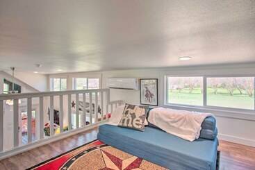 4 Mi To Dtwn: Mckinney Tiny Home W/ Fire Pit