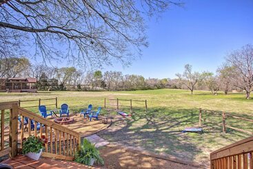 4 Mi To Dtwn: Mckinney Tiny Home W/ Fire Pit