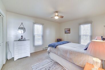 Nfl Draft Home Near Lambeau: Private Beach & Deck!