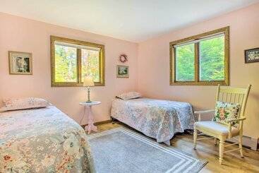 Pet Friendly Gilford Home: 3 Mi To Gunstock & Lake