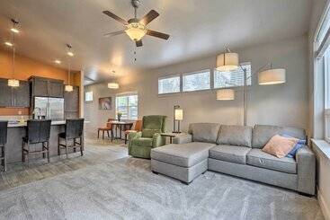 Modern Coeur D Alene Home Near Trails & River!