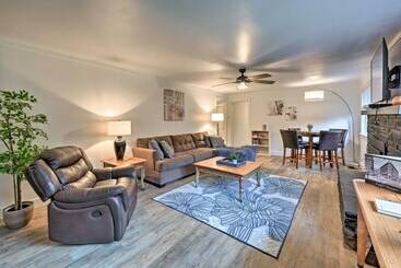 Сельский дом Modern Redmond Home With 2 Fireplaces & Yard!