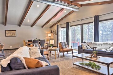 Modern Lead Cabin W/ Private Hot Tub & Fireplace!