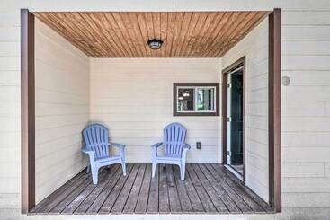 Pet Friendly Ruidoso Home W/ Deck & Forest Views!