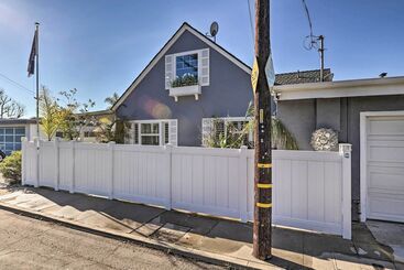 Picturesque Ventura Retreat: Steps To Shore!