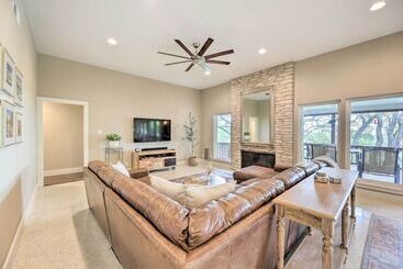 Scenic Austin Escape W/ Pool < 8 Mi To Dtwn!