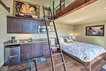 コテージ Similk Bay Retreat With Deck, Fire Pit + Hot Tub!