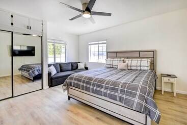 Stylish Palm Springs Home W/ Private Pool & Spa!