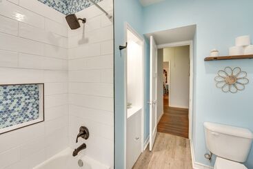 Vintage Corpus Christi Home 2 Blocks From Beach!