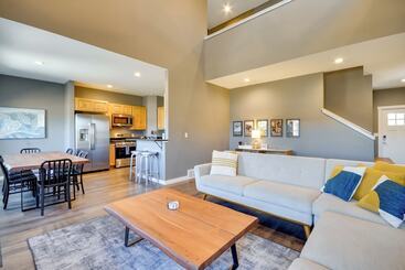 Vivid Home On Red Lodge Mountain Golf Course!