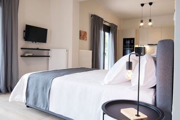 Aellō Luxury Apartments