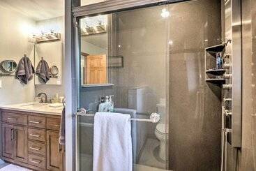 Bright Eagle Vail Escape W/ Deck + Mtn Views!