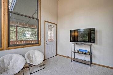 Bright Eagle Vail Escape W/ Deck + Mtn Views!