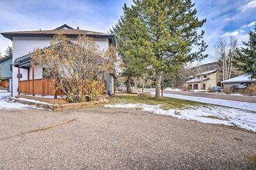 Bright Eagle Vail Escape W/ Deck + Mtn Views!