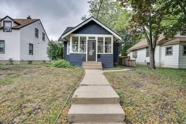Updated Minneapolis Home In Howe Neighborhood!
