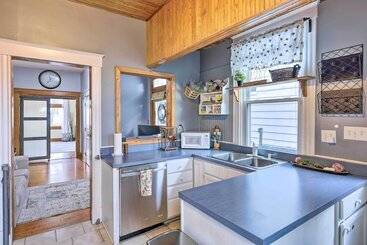 Cincinnati Home W/ Deck & Private Hot Tub!