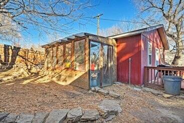 Colorado Springs Dwelling, Walk To Downtown!