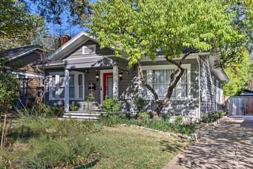 Dallas Couples Retreat: Walk To Lower Greenville!
