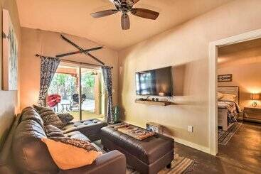 Cozy Home W/ Media Room: Short Walk To Taos Plaza!