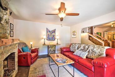 Cozy Home W/ Media Room: Short Walk To Taos Plaza!