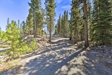 Cozy St. Mary S Escape: Mtn Views, Hot Tub & Sauna