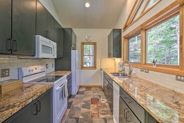 Creekside Mtn House W/ Deck: 8 Mi To Idaho Springs