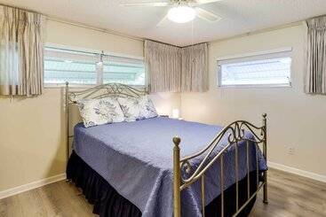 بيت ريفى Merritt Island Home W/ Patio, 10 Mi To Cocoa Beach