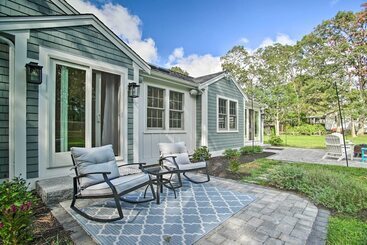 South Yarmouth Retreat W/ Grill: Walk To Beach!
