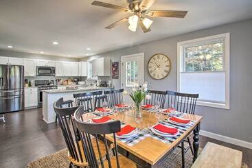 Modern Family Home ~ 10 Mi To Ski Cranmore Mtn!