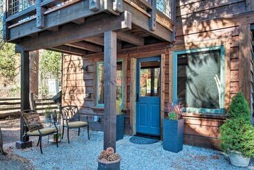Modern Lakeside Cabin: Walk To Dock & Tahoe City