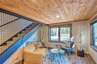 Modern Lakeside Cabin: Walk To Dock & Tahoe City