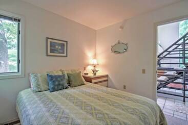 Nice Galena Home W/ Huge Patio, Hot Tub & Fire Pit