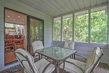 Nice Galena Home W/ Huge Patio, Hot Tub & Fire Pit