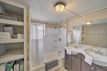 Half Mi To Marina: Pet Friendly Disney Home