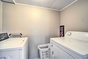 Half Mi To Marina: Pet Friendly Disney Home