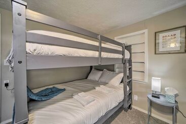 Half Mi To Marina: Pet Friendly Disney Home