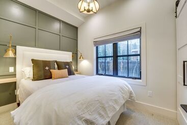 Inviting & Renovated Home In Crested Butte!