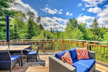 Pet Friendly House W/ Deck   10 Mi To Stowe Mtn!
