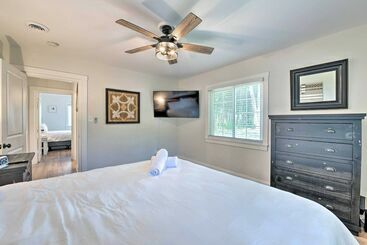 Quiet Modern Farmhouse, 4 Mi To Downtown