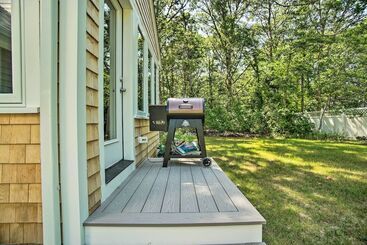 Remodeled East Falmouth Home   Close To Beaches!